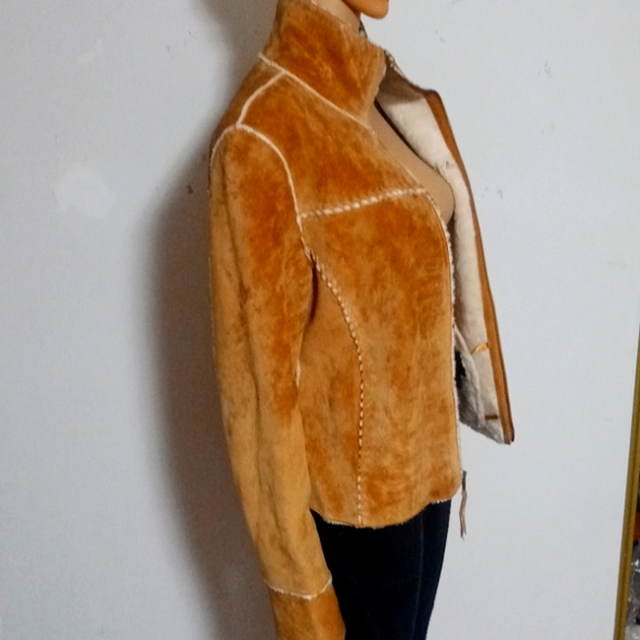 Wilson's Suede Jacket - Picture 5 of 6